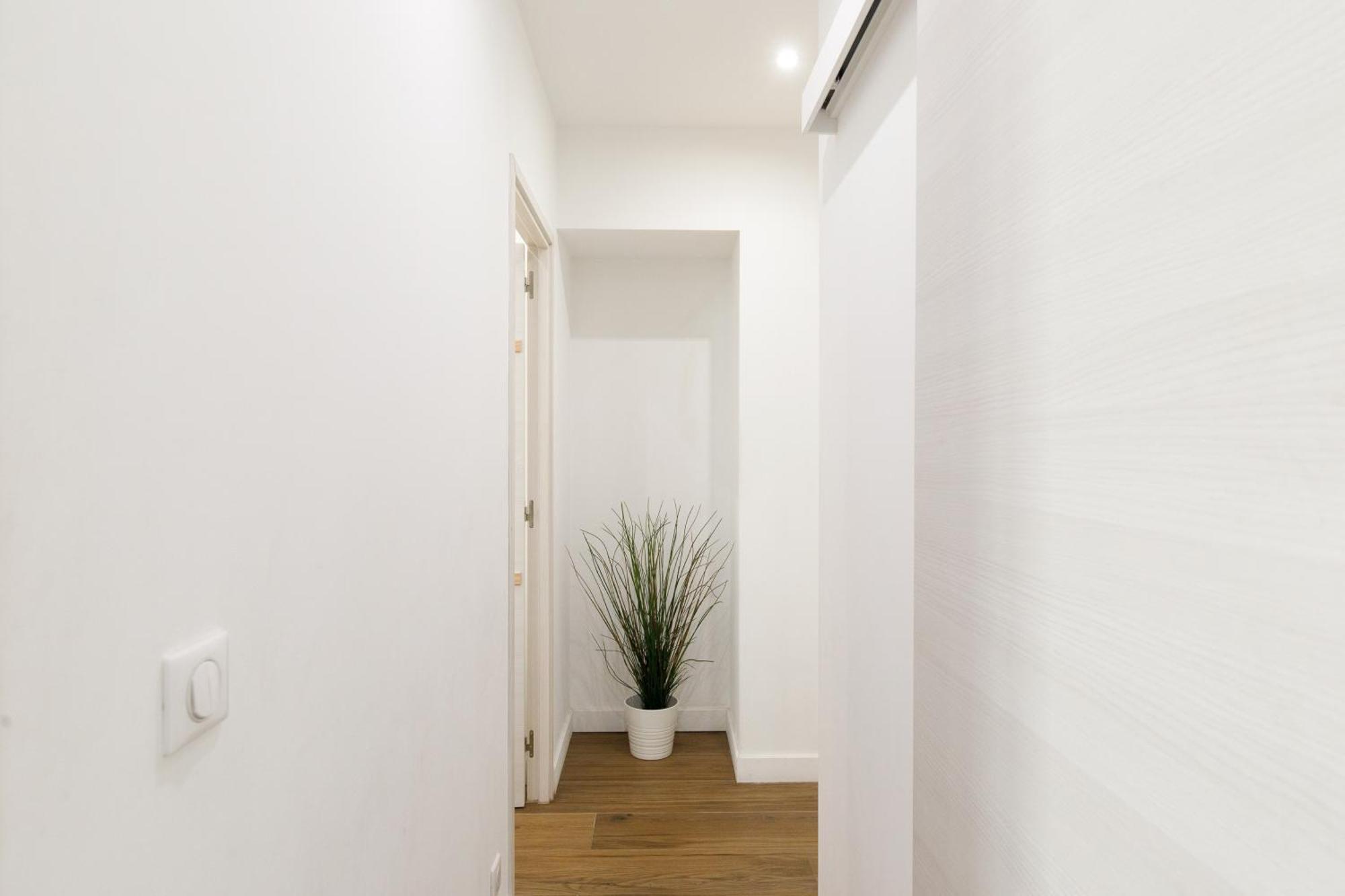 Apartment L'elegant Yourhosthelper *